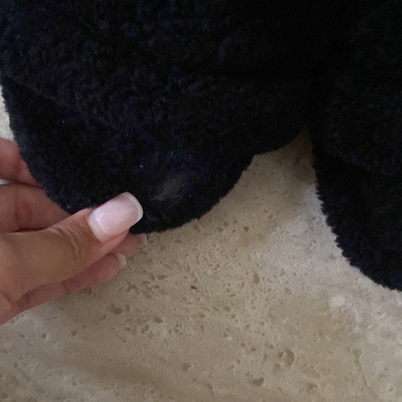 Ugg slippers - Picture 3 of 3